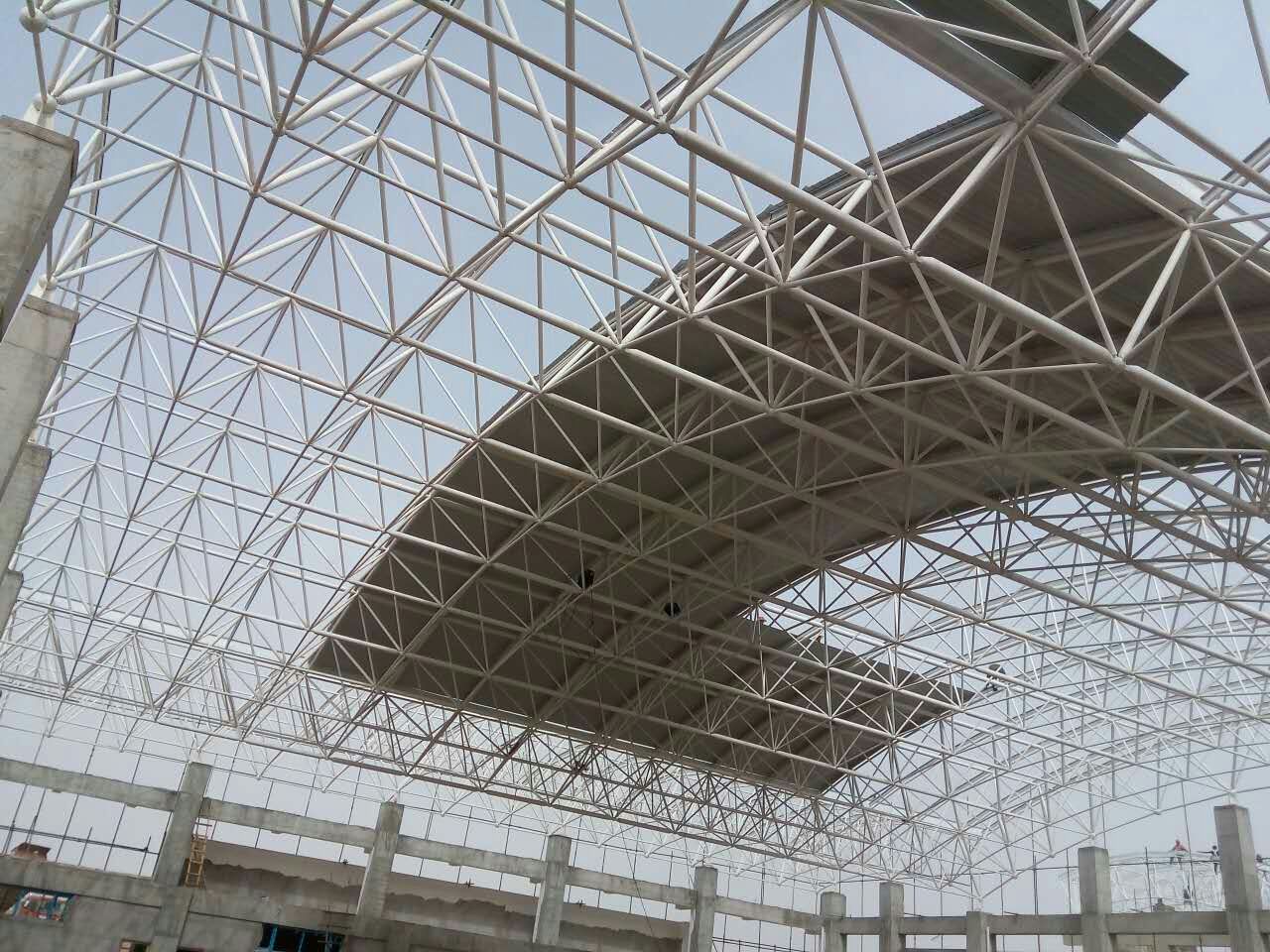 都匀青岛一汽网架